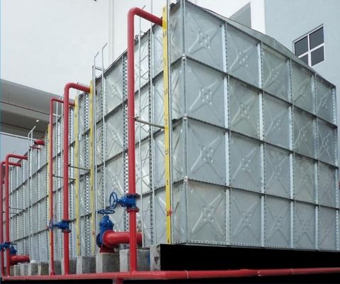 Προσαρμόσιμη δεξαμενή αποθήκευσης νερού 400000 λίτρων AI διατομεακή ορθογώνια γαλβανισμένη χάλυβα