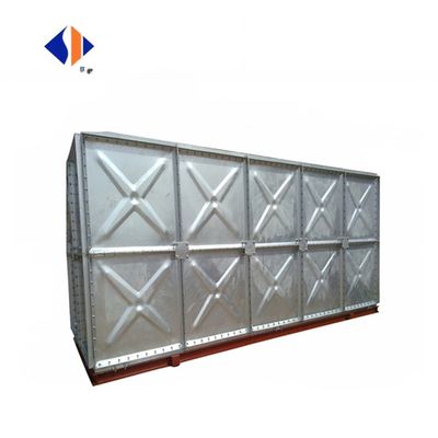 Υψηλή παραγωγικότητα 7500L/ώρα Συσκευή επεξεργασίας νερού Δυνατό να αναδιπλωθεί δεξαμενή αποθήκευσης νερού βροχής